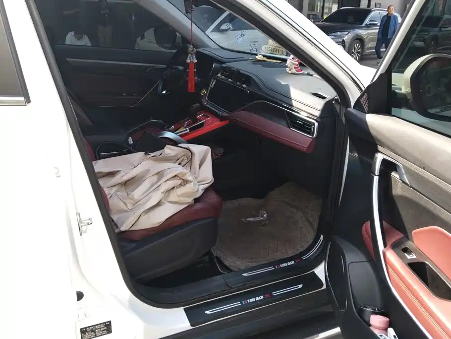 Geely Boyue — миниатюра 8