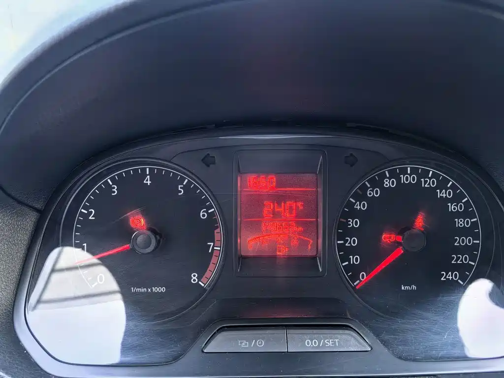 Volkswagen Jetta — миниатюра 9