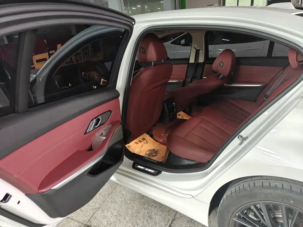 BMW 3 Series — миниатюра 5
