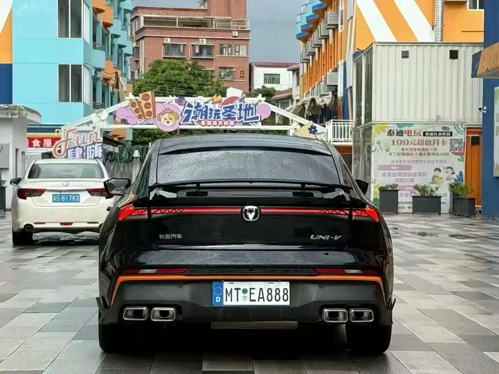 Changan UNI-V — миниатюра 8