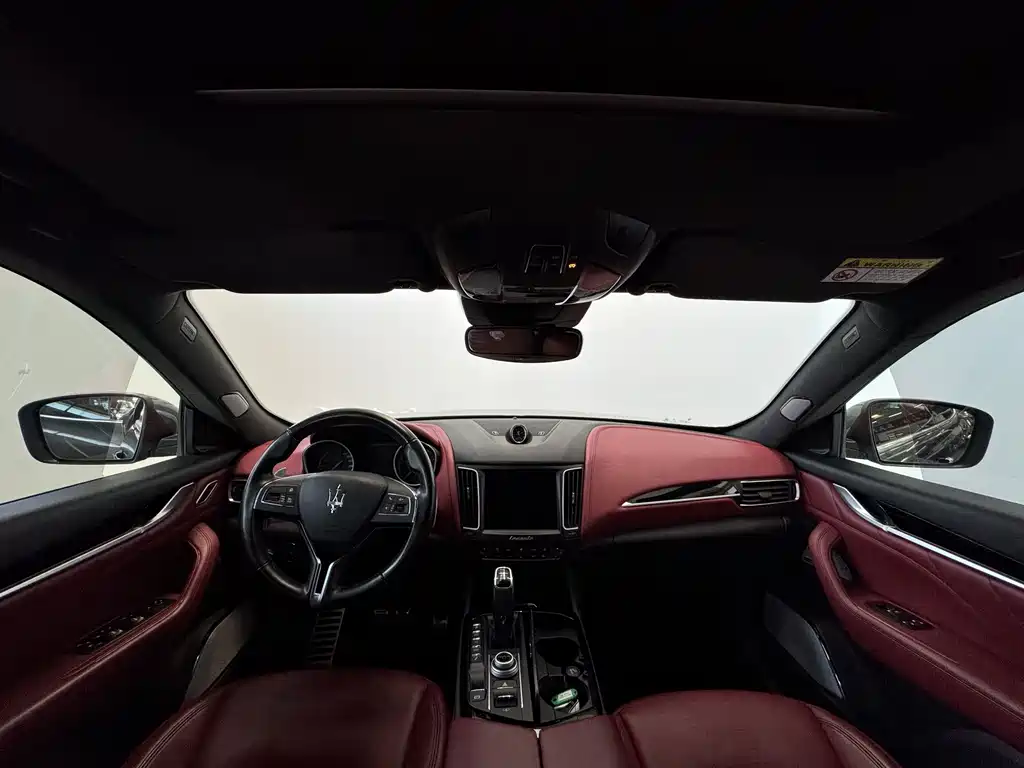 Maserati Levante — миниатюра 5
