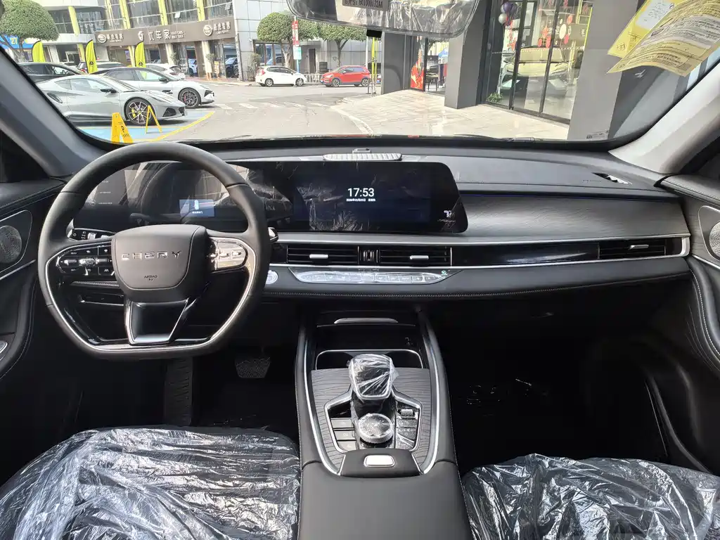 Chery 8 PRO 2025 290T Luxury +