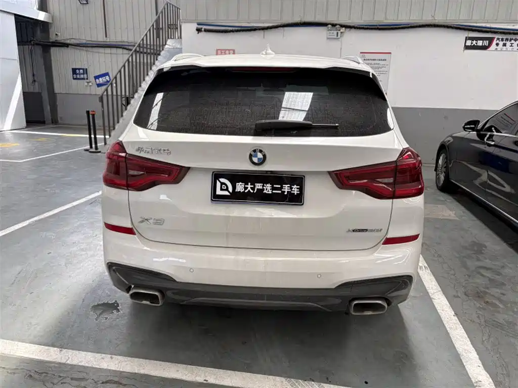 BMW X3 — миниатюра 8