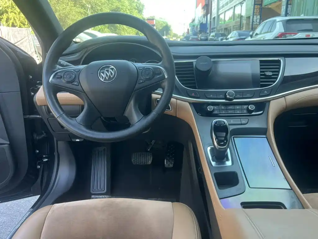 Buick LaCrosse — миниатюра 12