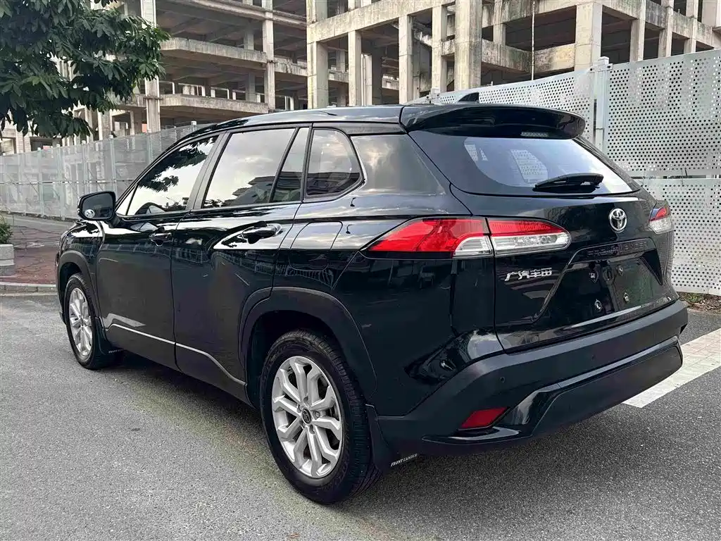 Toyota Frontlander — миниатюра 3