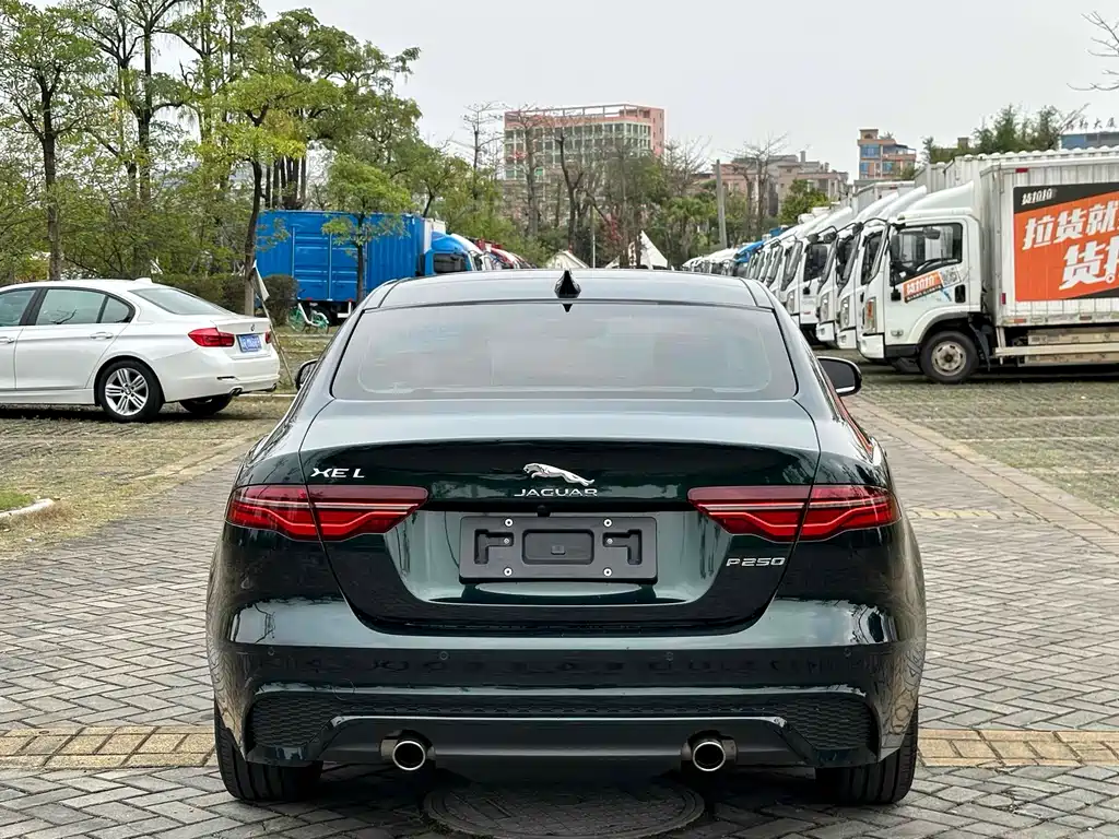Jaguar XEL 2023 2.0T 250PS R-DYNAMIC S Sport