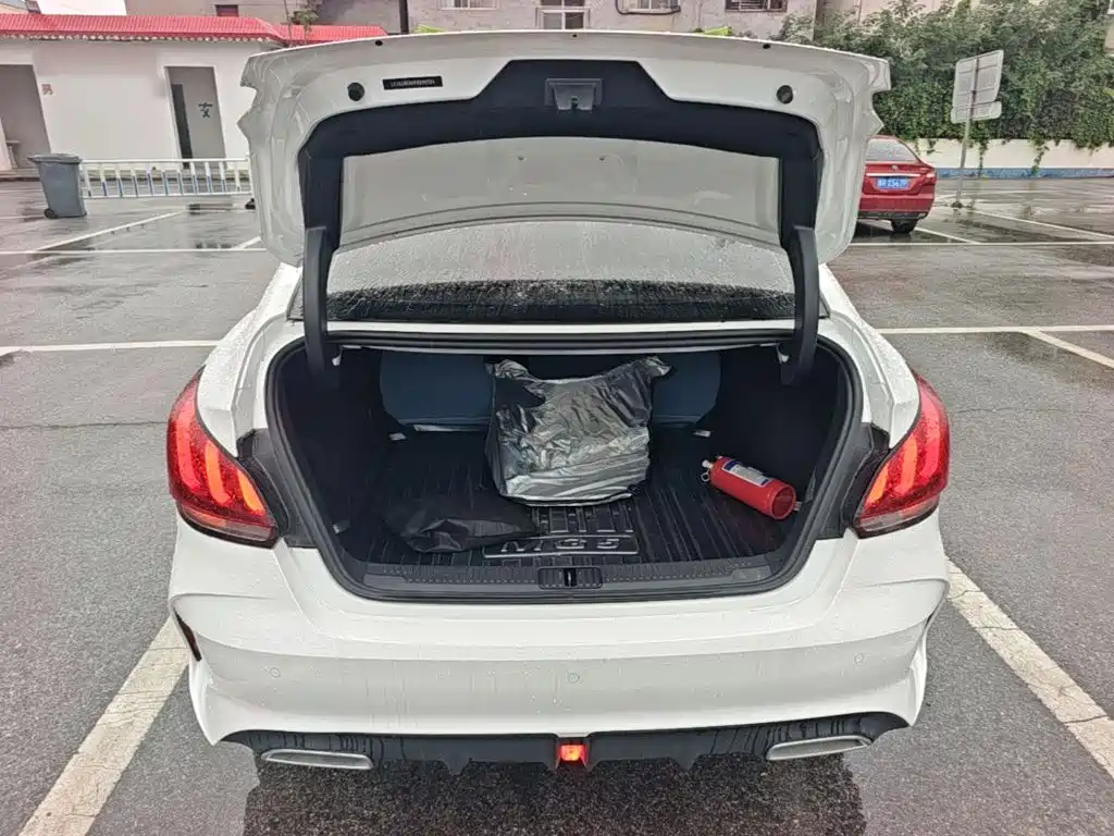 MG MG5 — миниатюра 19