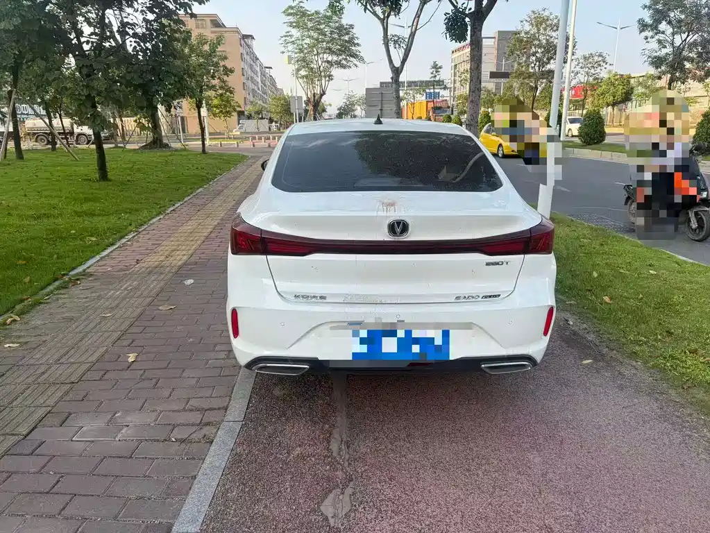 Changan Eado — миниатюра 12