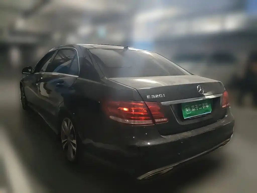 Mercedes-Benz E-Class — миниатюра 25