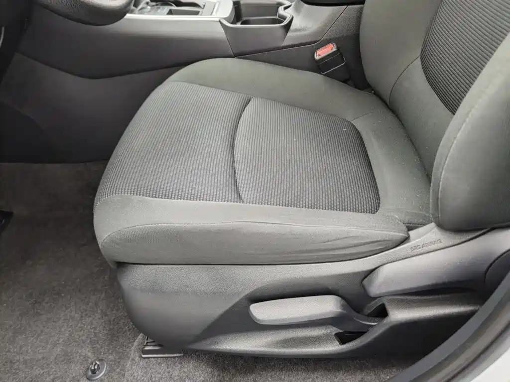Toyota RAV4 — миниатюра 20