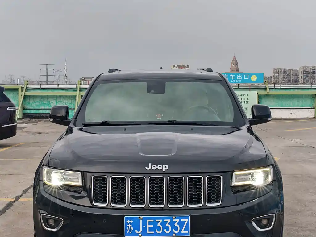 Jeep Grand Cherokee (Import)