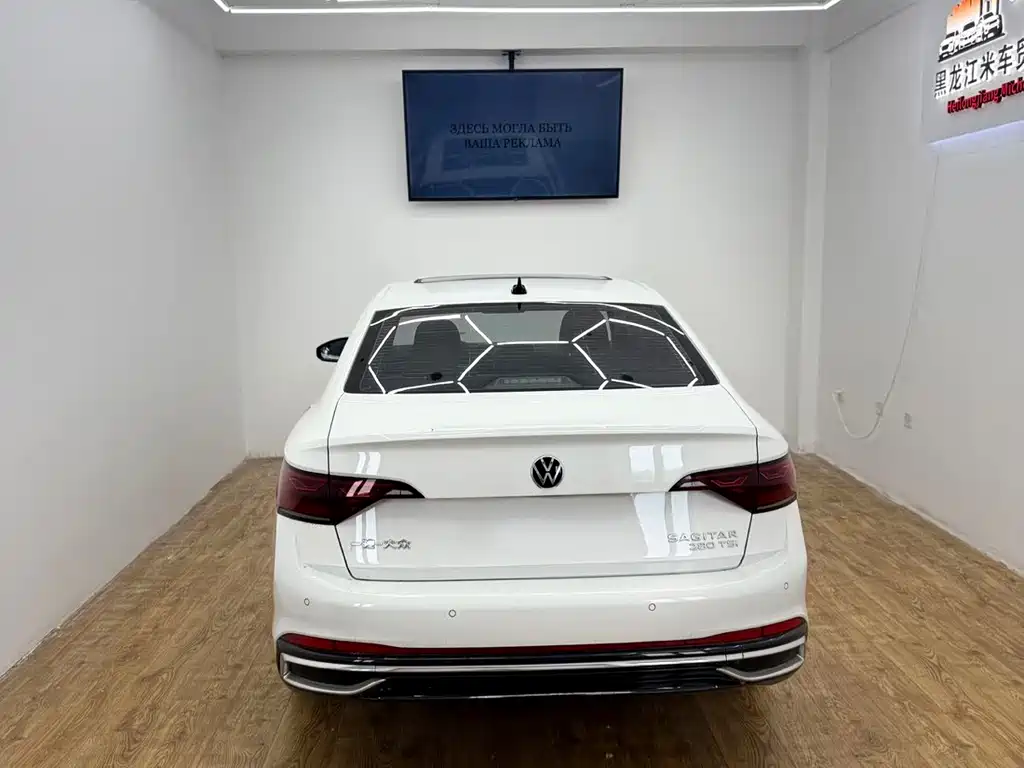 Volkswagen Sagitar