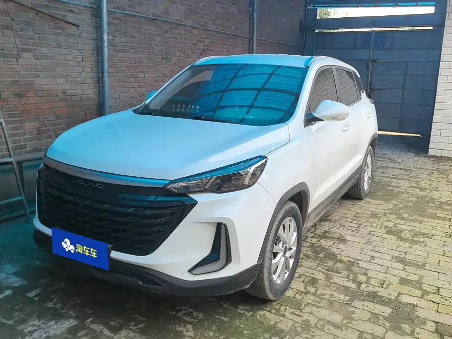 BAIC X3