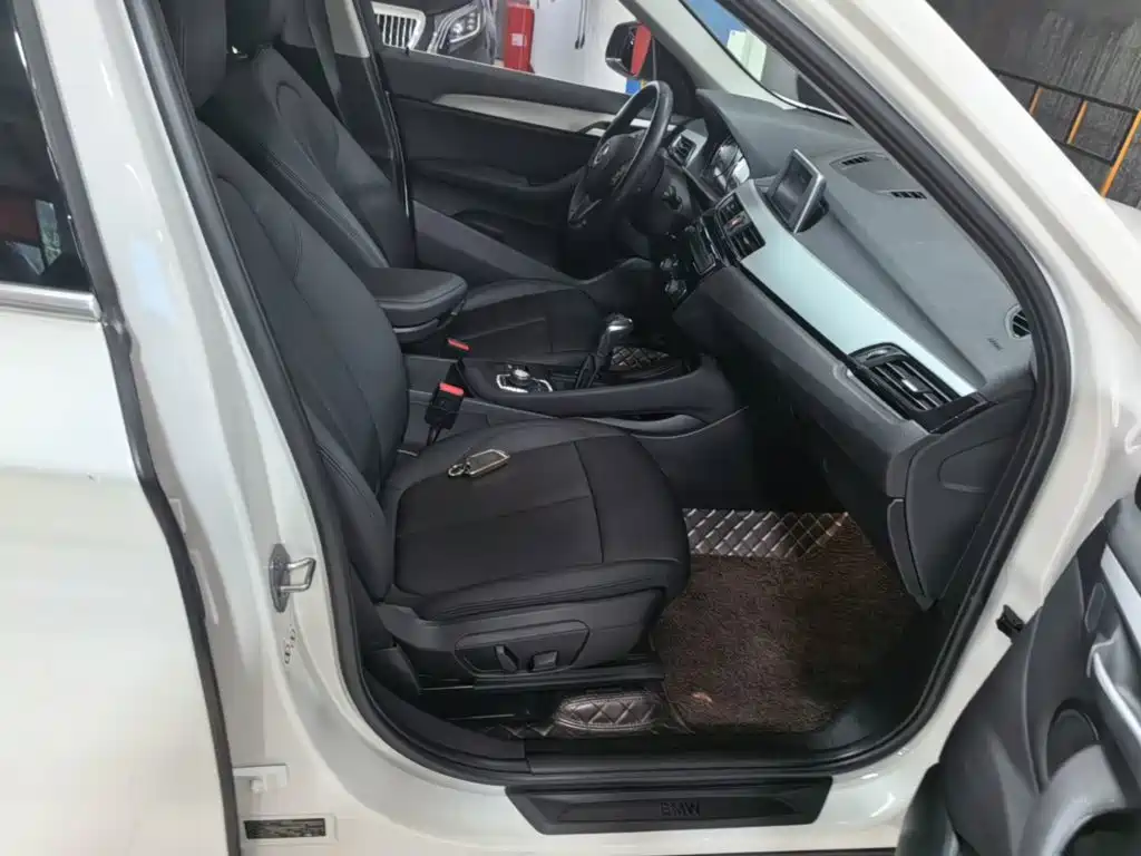 BMW X1 — миниатюра 25