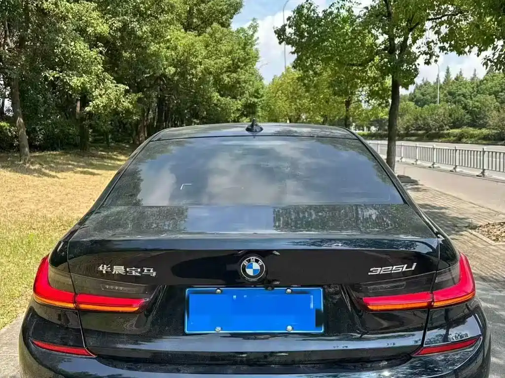 BMW 3 Series — миниатюра 4