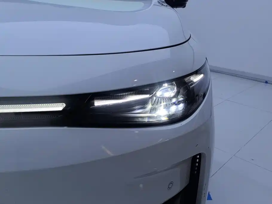 Leapmotor Leapmotor C16 — миниатюра 5