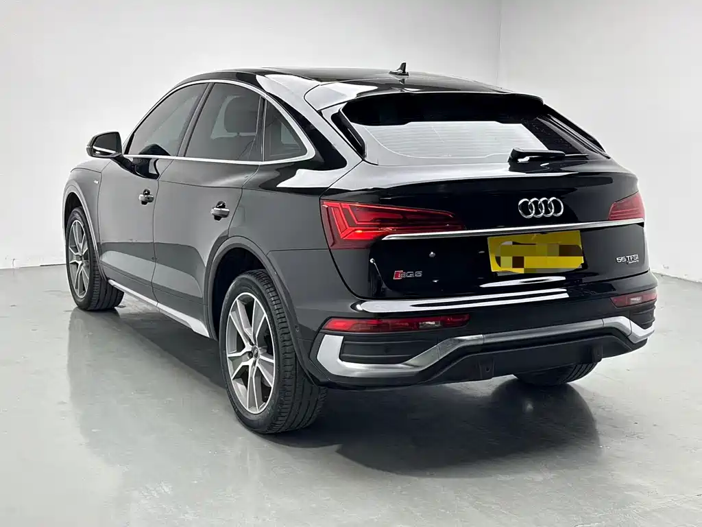 Audi Q5L Sportback — миниатюра 7