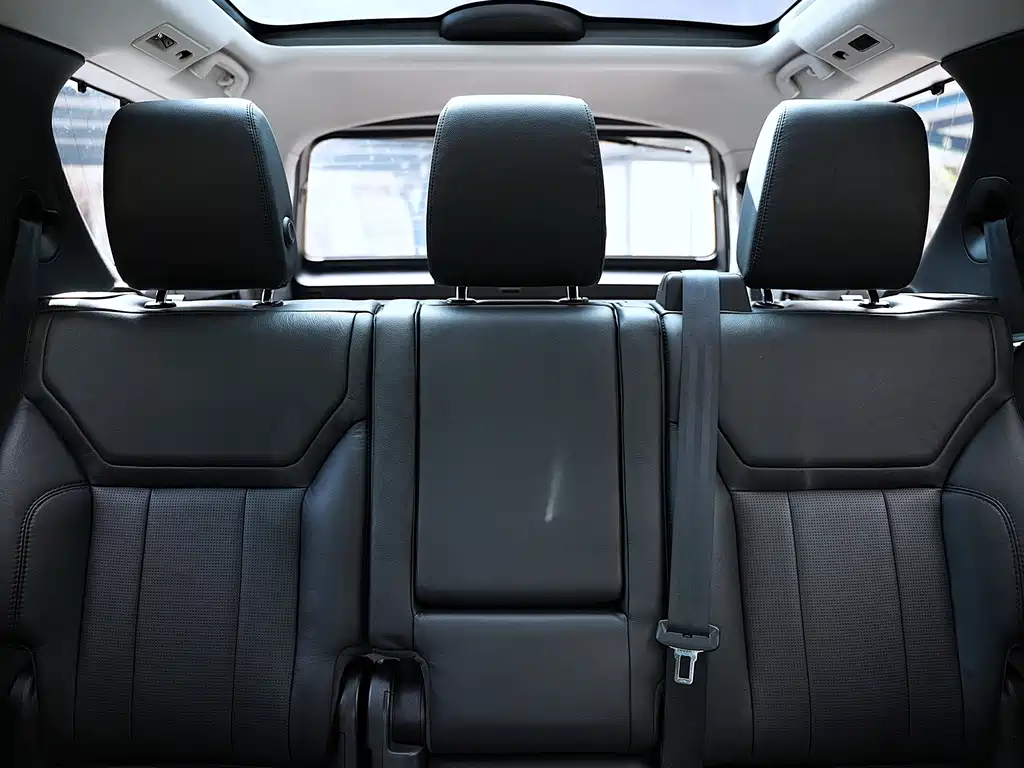 Land Rover Discovery — миниатюра 14