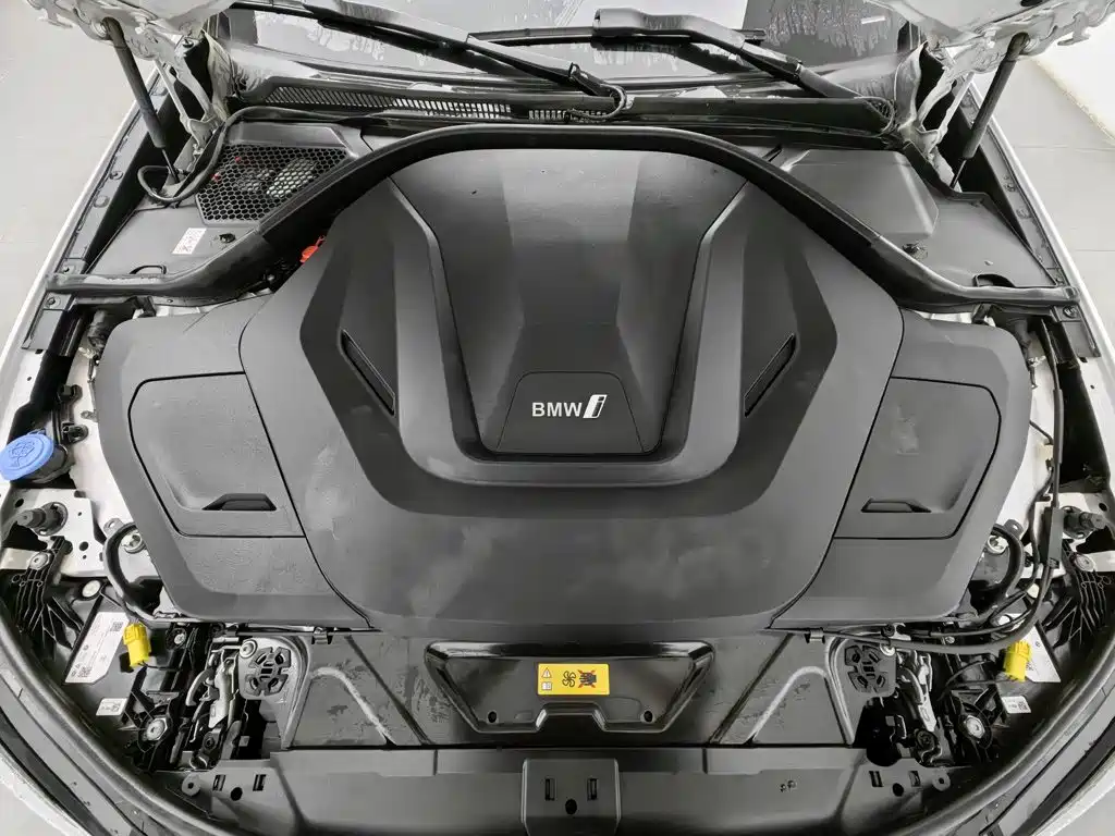 BMW i3 — миниатюра 6