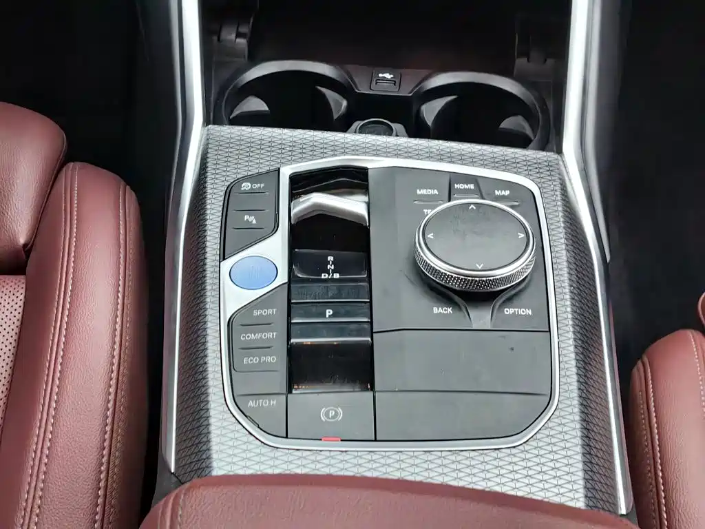 BMW i3 — миниатюра 13