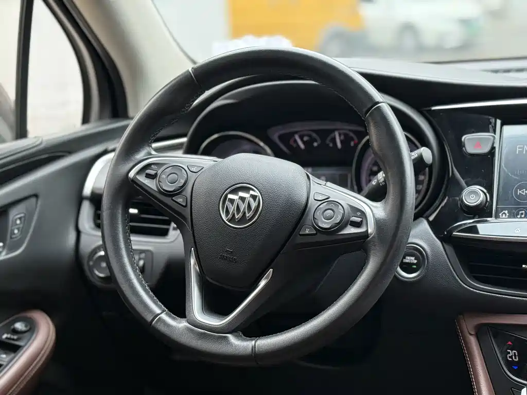 Buick Envision Plus — миниатюра 6
