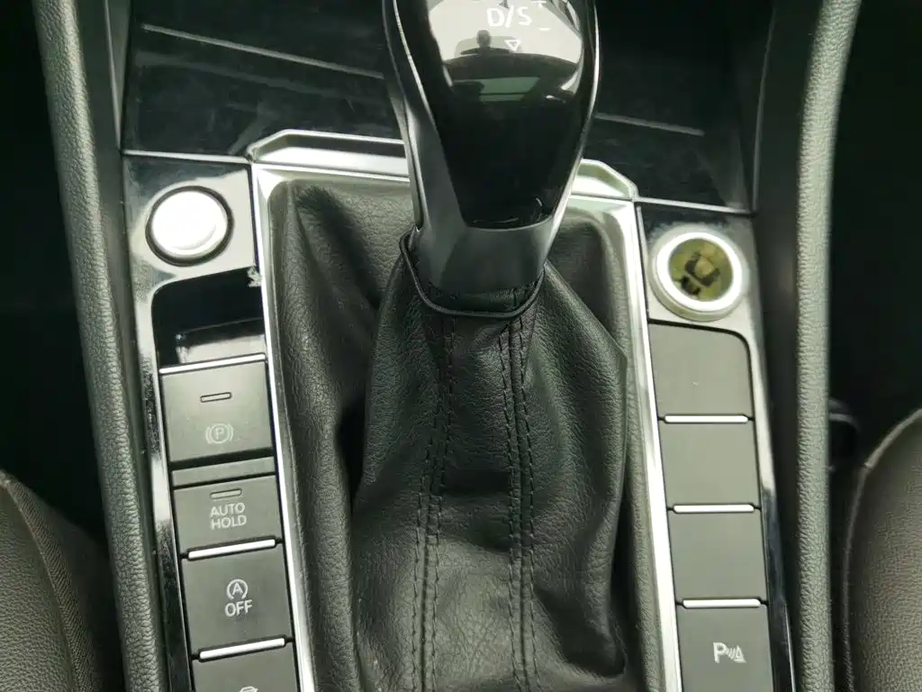 Volkswagen Sagitar — миниатюра 13