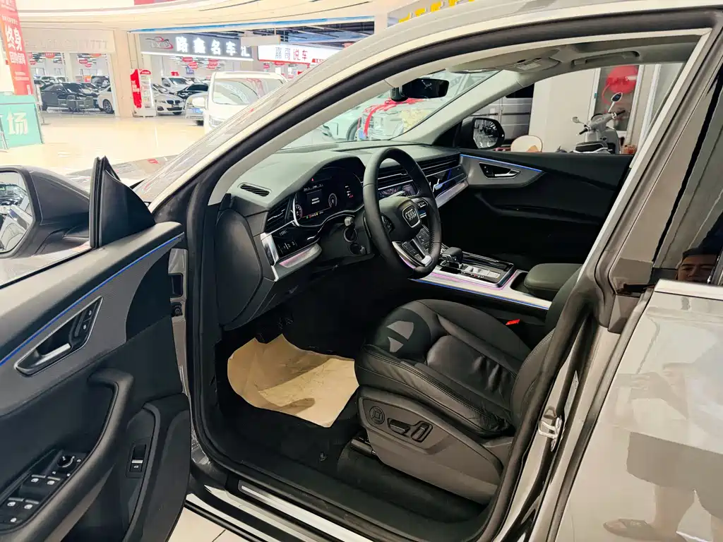 Audi Q8 — миниатюра 5
