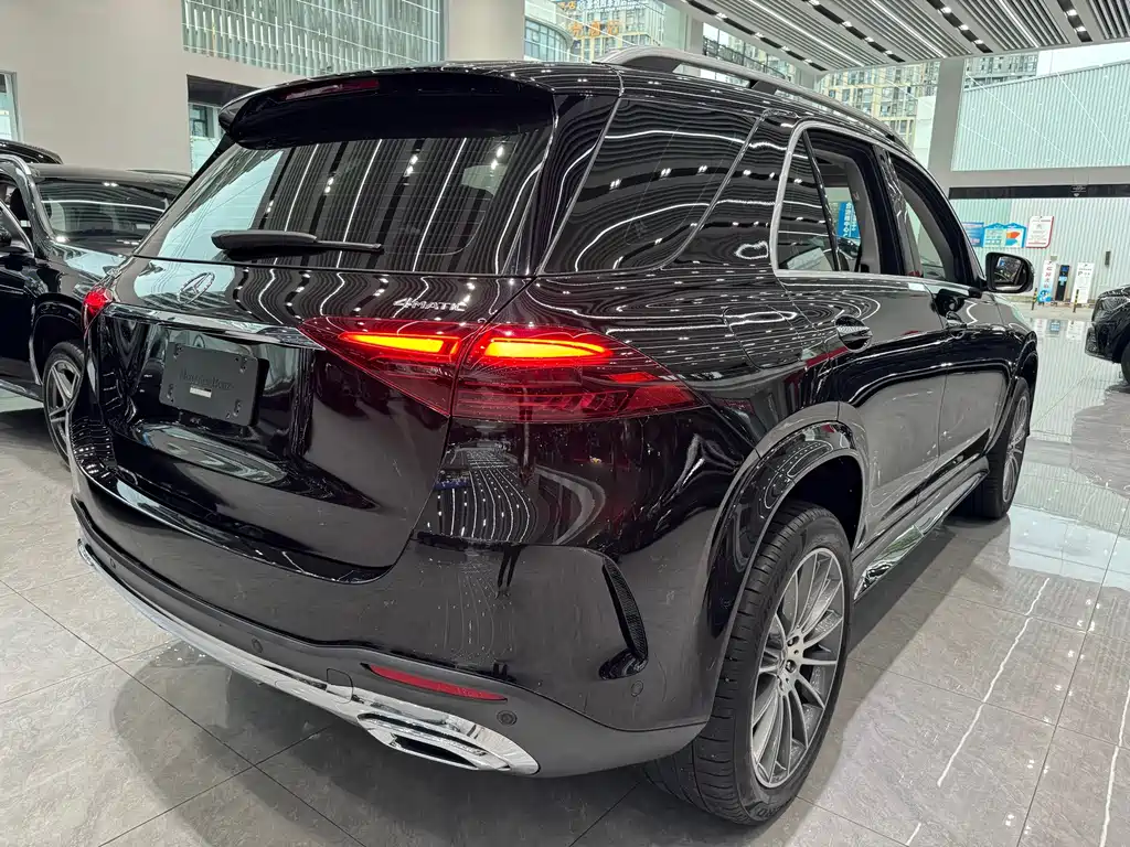 Mercedes-Benz GLE (Import) — миниатюра 26