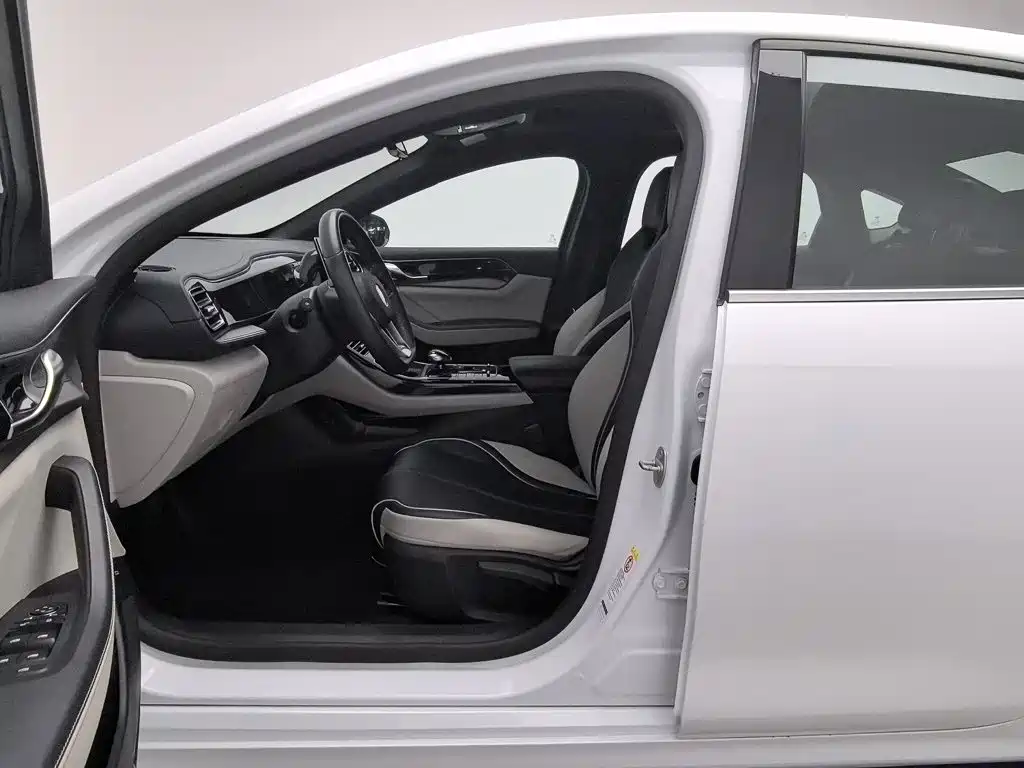 BYD Qin PLUS — миниатюра 10