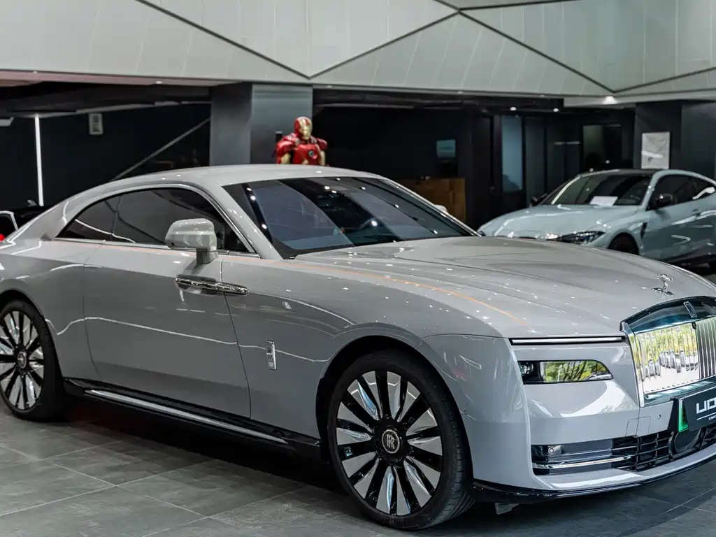 Rolls-Royce Phantom — миниатюра 2