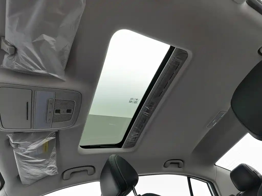Roewe i5 — миниатюра 14