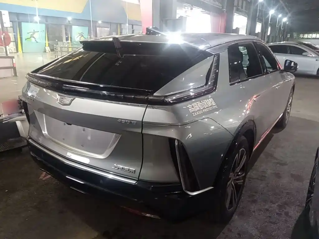 Cadillac Lyriq — миниатюра 7