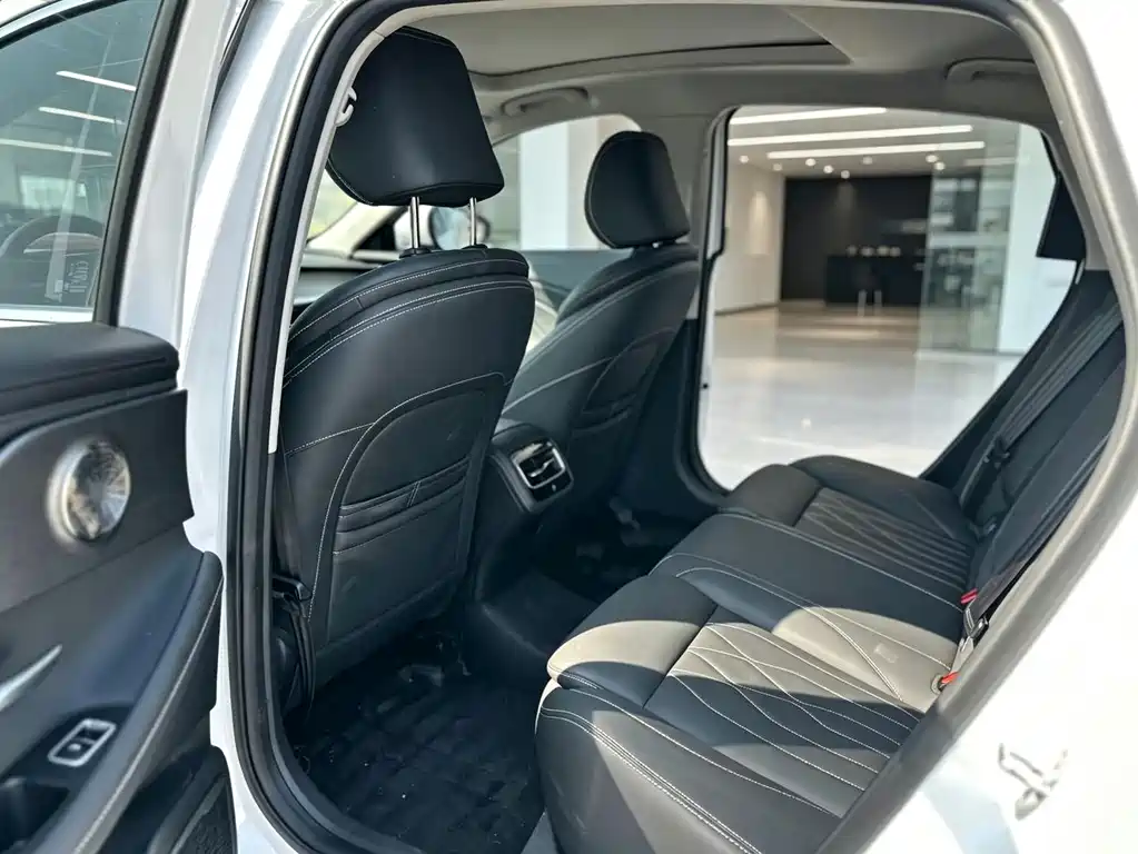 Chery Arrizo 8 — миниатюра 5