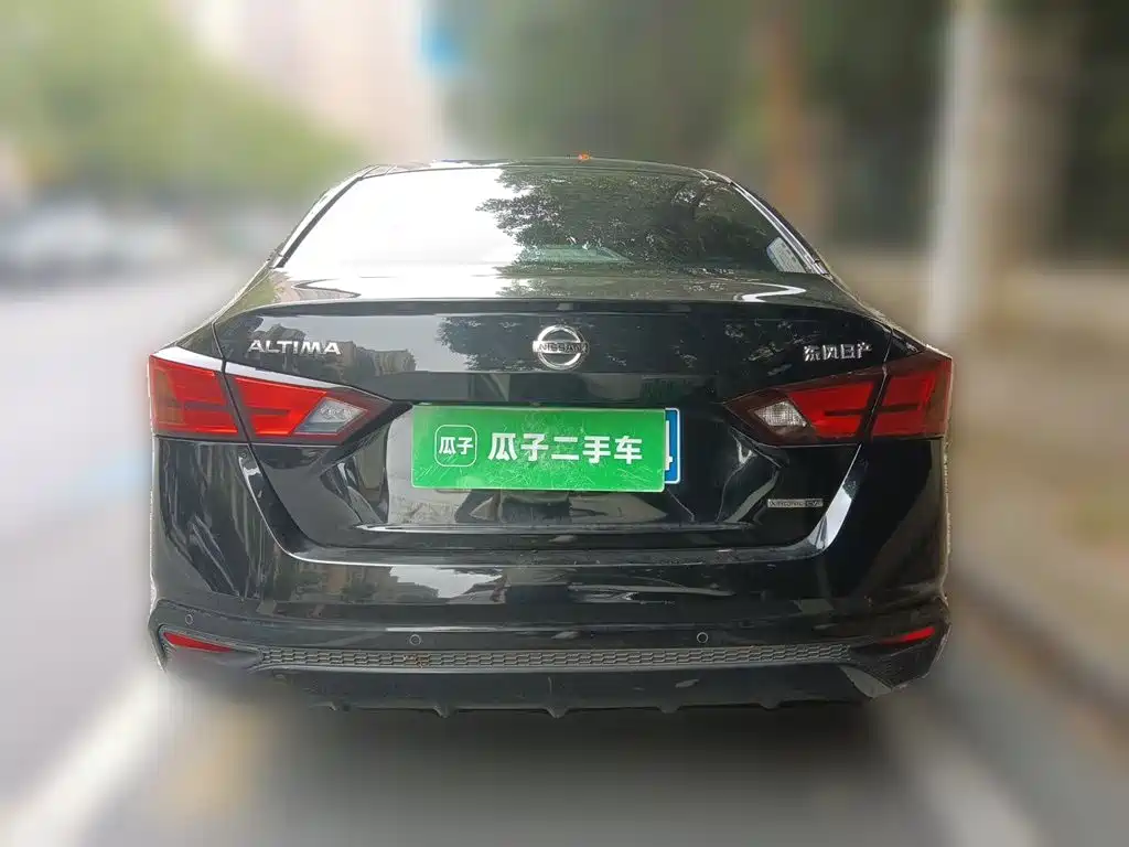 Nissan Teana — миниатюра 3