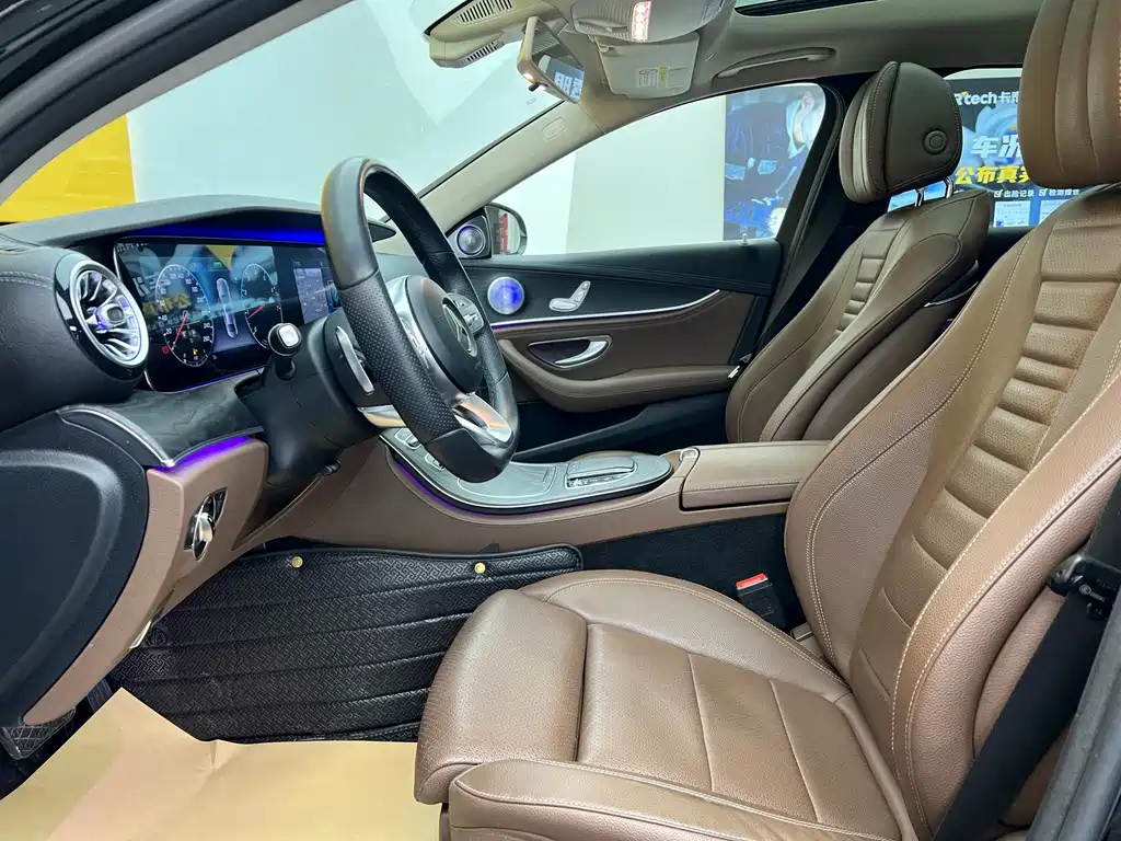 MERCEDES-BENZ E CLASS