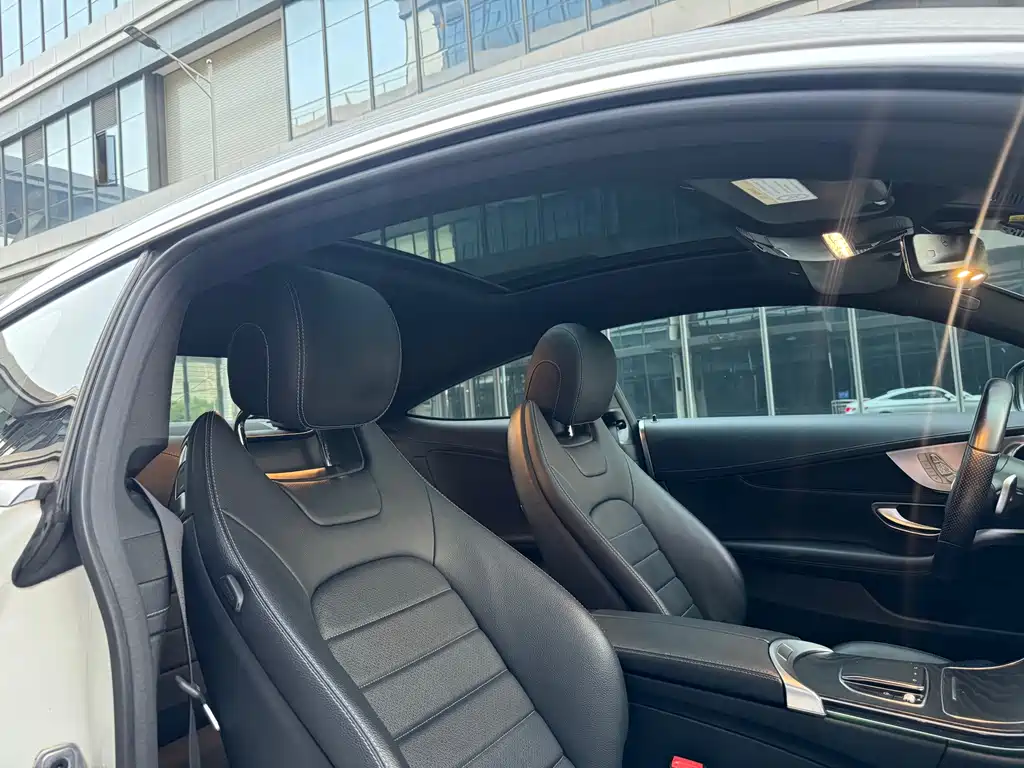 Mercedes-Benz C-Class (Import) — миниатюра 20