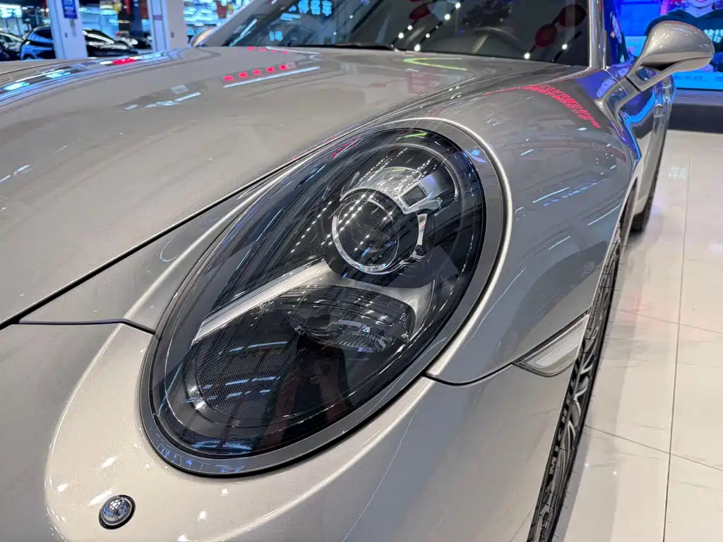 Porsche 911 — миниатюра 10
