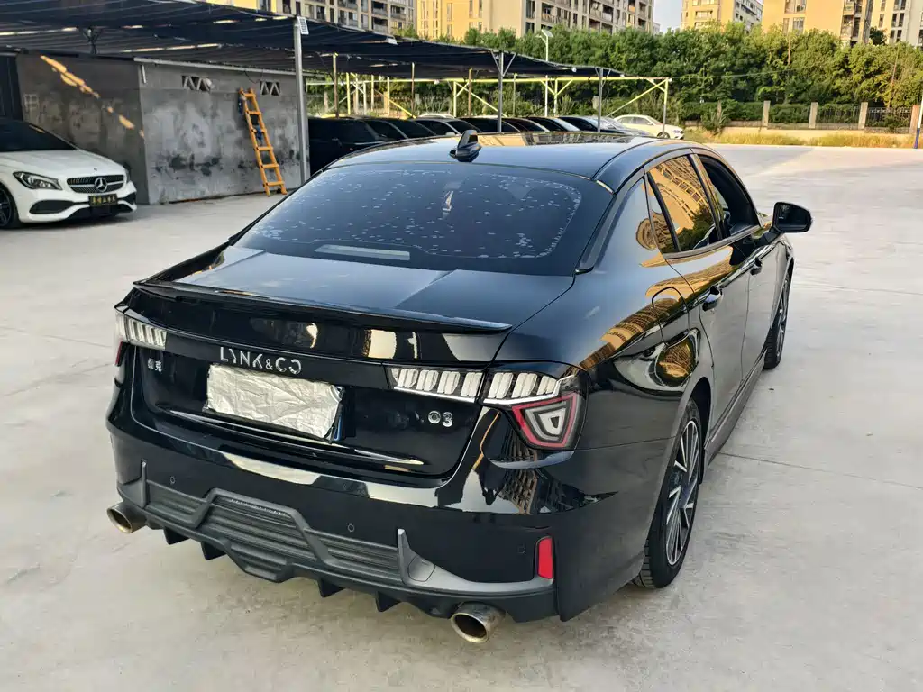 Lynk & Co 03 — миниатюра 5