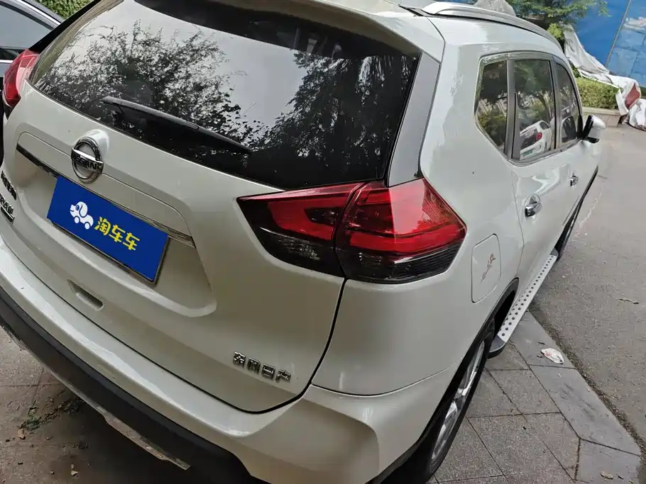 Nissan X-Trail — миниатюра 3