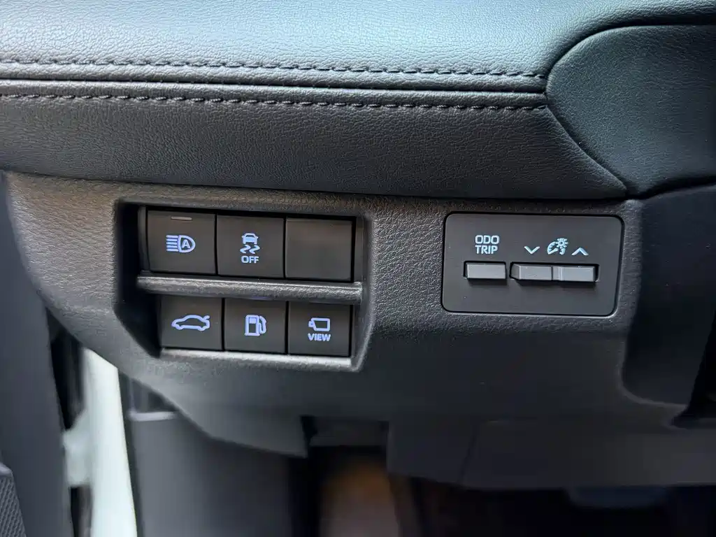 Toyota Avalon — миниатюра 8