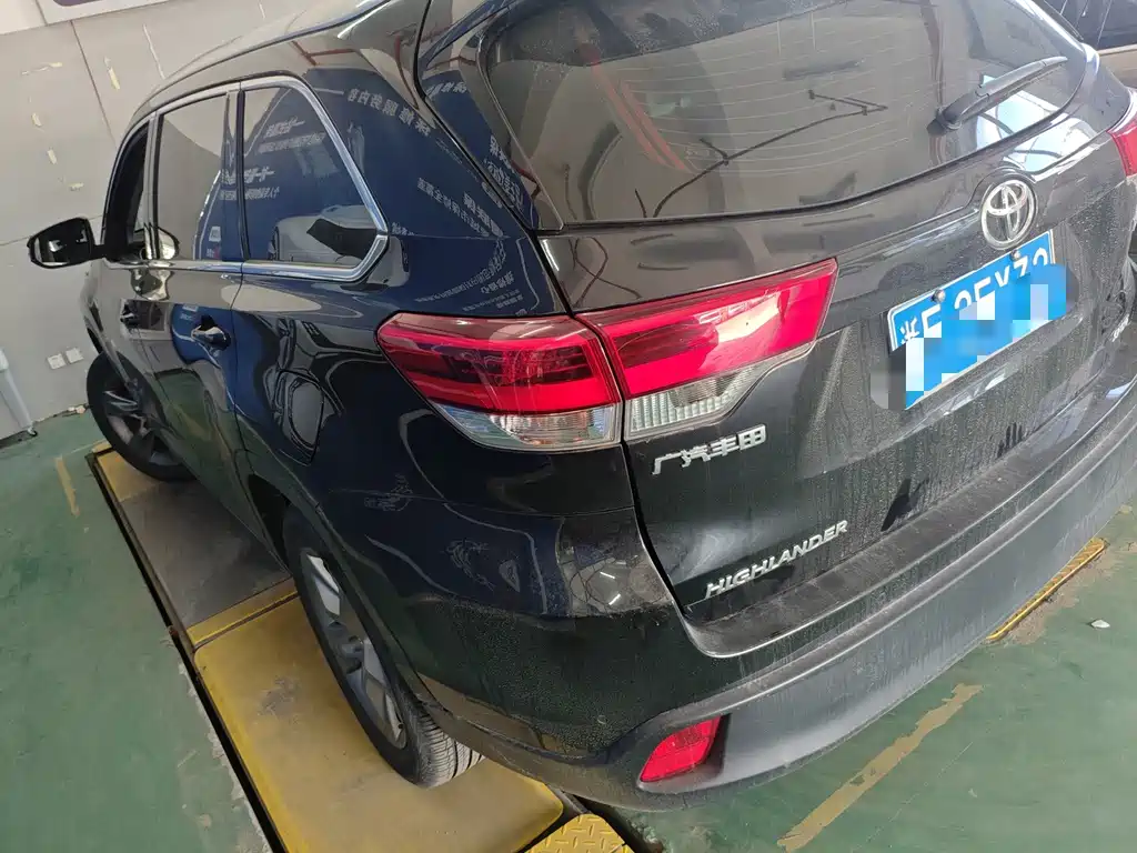 Toyota Highlander — миниатюра 8