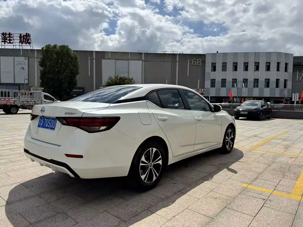 Nissan Sylphy — миниатюра 7