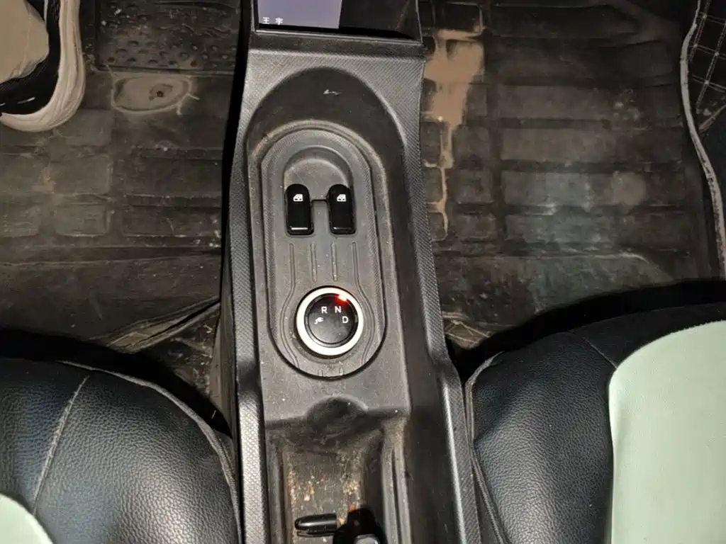 Wuling MINIEV — миниатюра 14