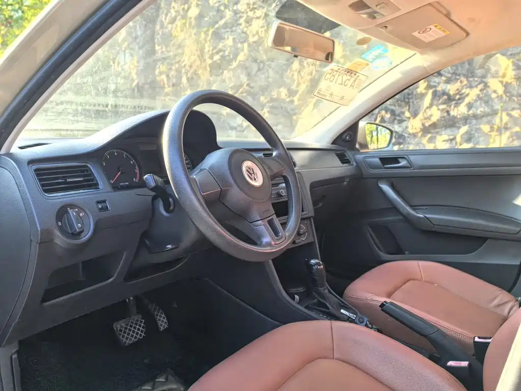 Volkswagen Santana — миниатюра 8