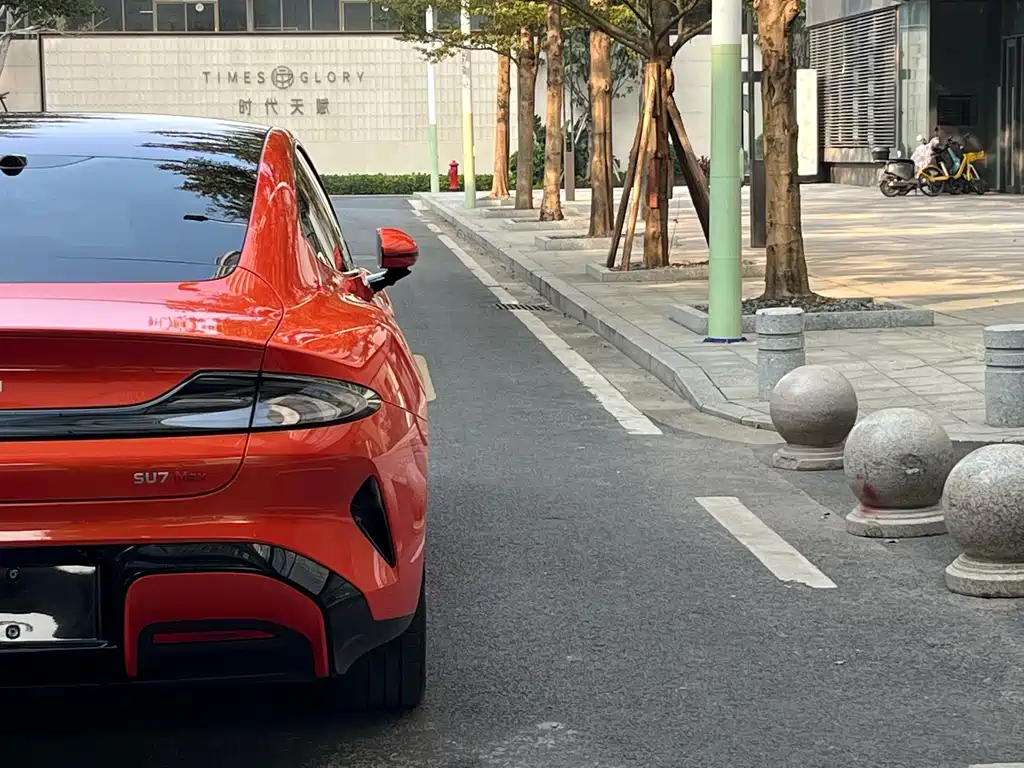 XIAOMI CAR XIAOMI SU7