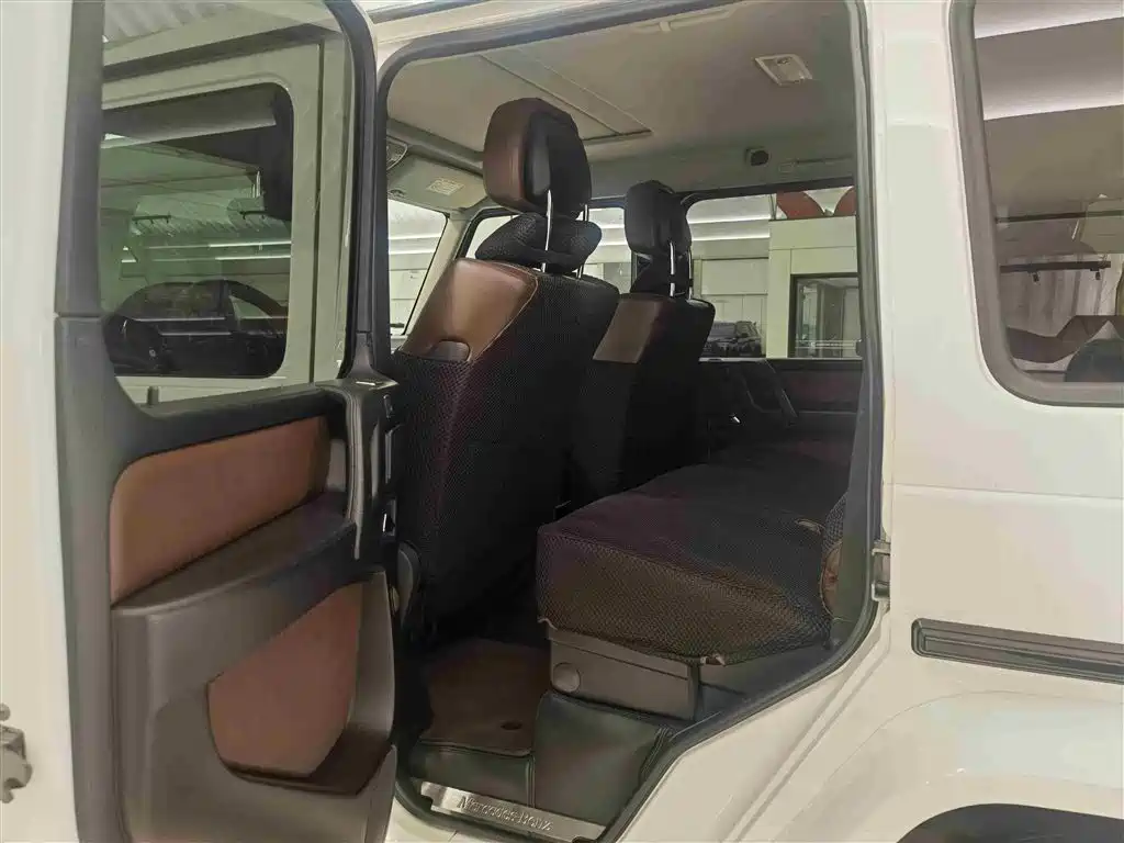 MERCEDES-BENZ G CLASS