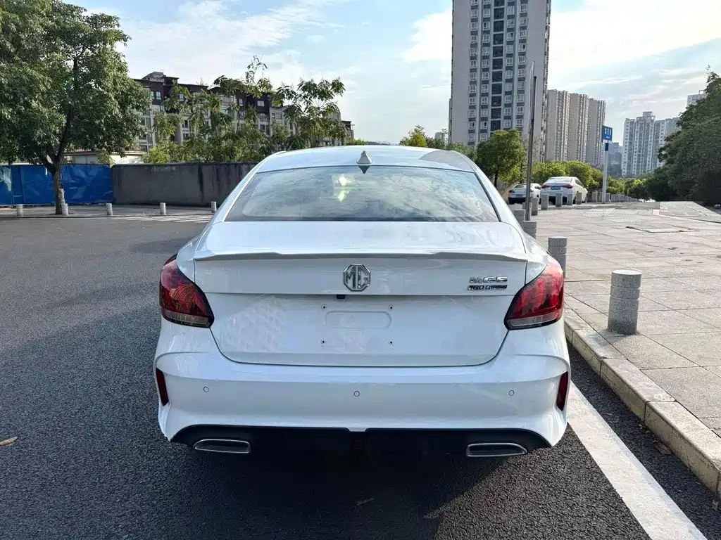 MG MG5 — миниатюра 8