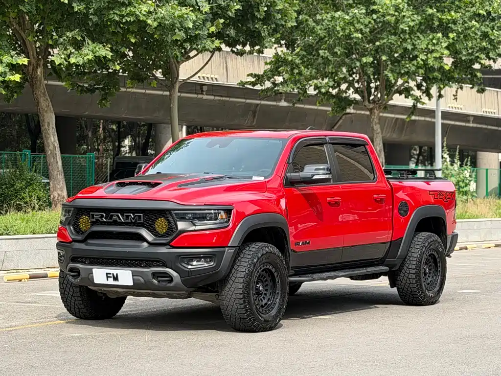 Ram Trucks 2023 6.2T