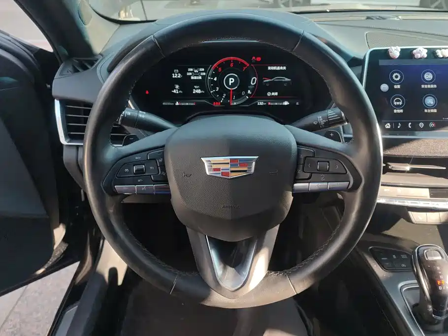 Cadillac CT5 — миниатюра 15