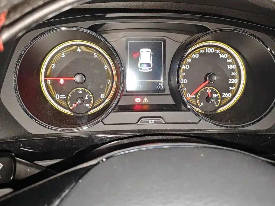 Volkswagen Tiguan L — миниатюра 14
